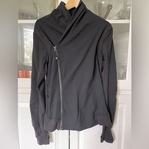 Lululemon Bhakti yoga jacket.  Size 8.  In black.